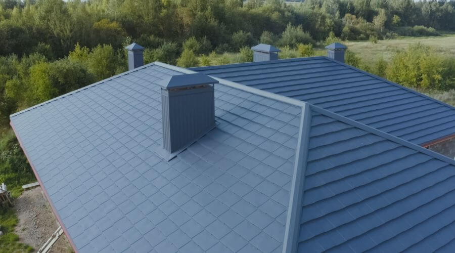 Expert top industrial roofings services in Le Claire, IA